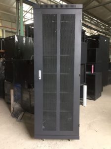 Hình ảnh : Tủ rack 36U D800 chất lượng cao , giá rẻ hãng SeArack sản xuất .
