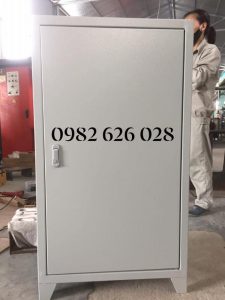 Hình ảnh : Vỏ tủ điện 1 cửa do SeArack trực tiếp sản xuất .