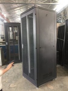Hình ảnh : Tủ rack 45U D600 chất lượng cao , giá rẻ hãng SeArack sản xuất .