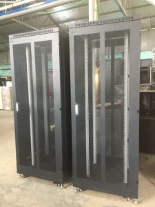 Hình ảnh : Tủ rack 45U D1000 hãng SeArack sản xuất chất lượng cao, giá rẻ . 