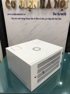 Tủ rack, tủ mạng 6U màu trắng thương hiệu SeArack do Cơ Điện Hà Nội sản xuất.
