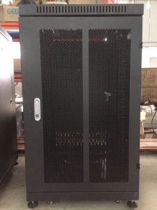Tủ rack 20U D800 cánh lưới màu đen chất lượng cao , giá rẻ hãng SeArack sản xuất .